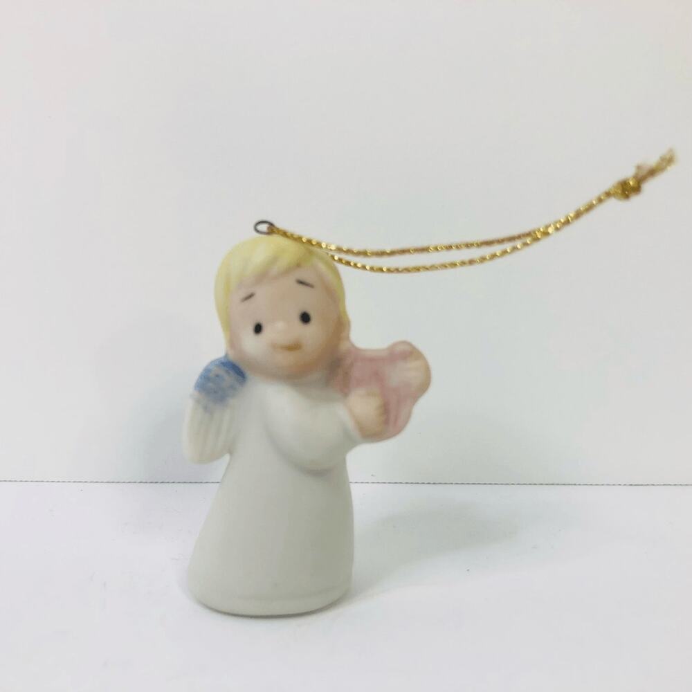 vintage homco angel ornament blonde hair with harp blue wings 2 1/4‎ inches